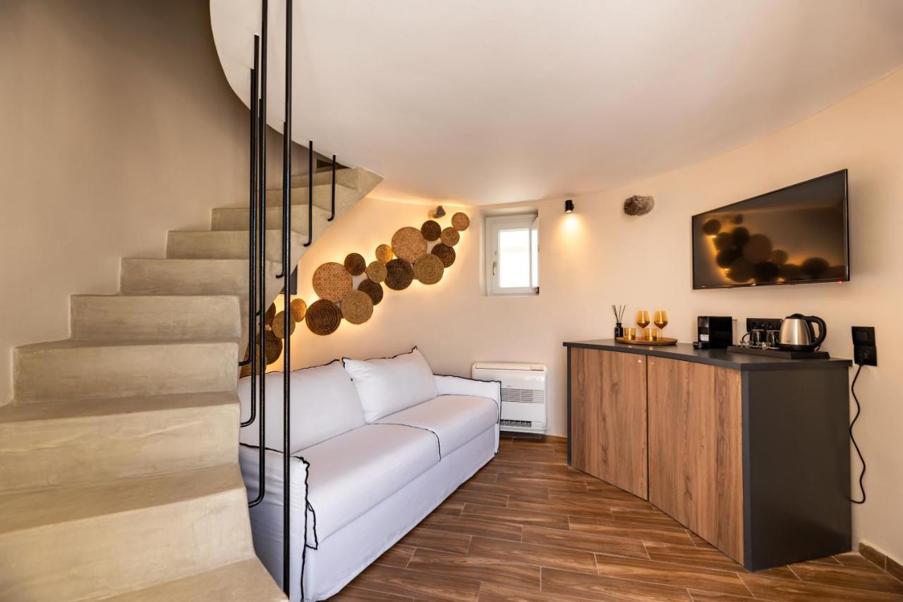 Lami Traditional Windmill - With Private Pool And Jacuzzi Pyrgos Kallistis Luaran gambar